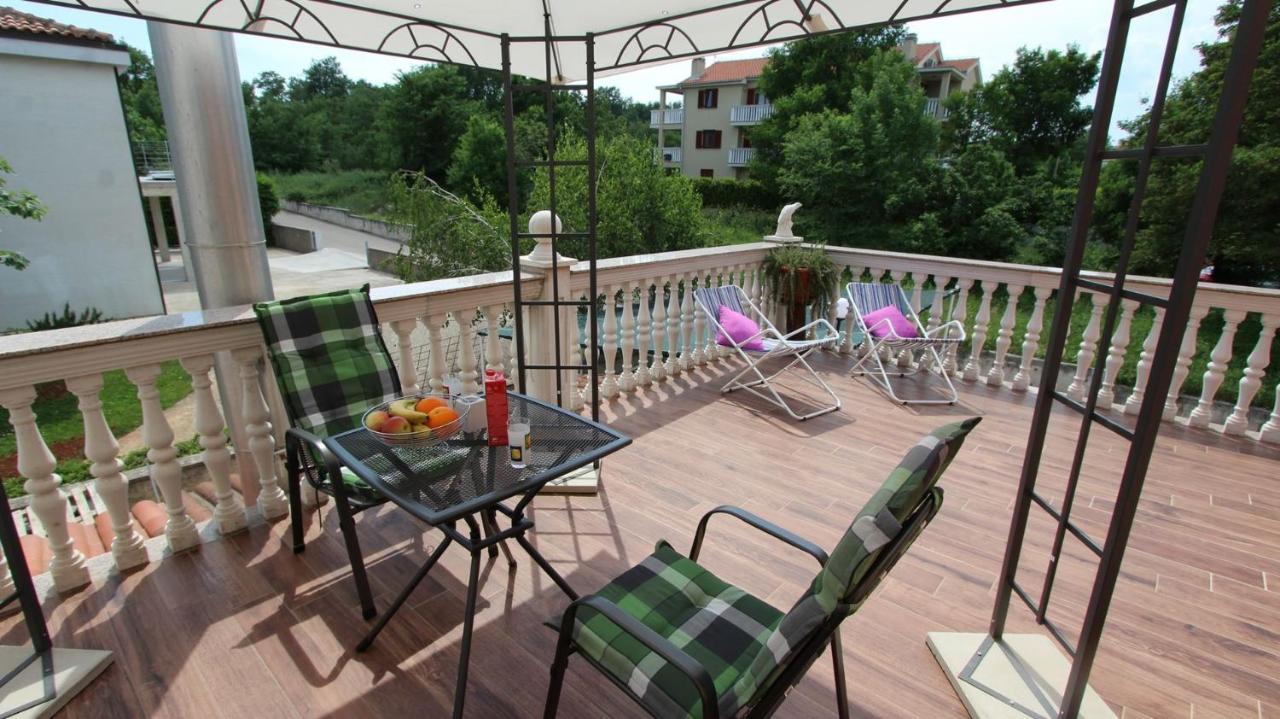 Apartment Kreslin Vantacici Exteriér fotografie